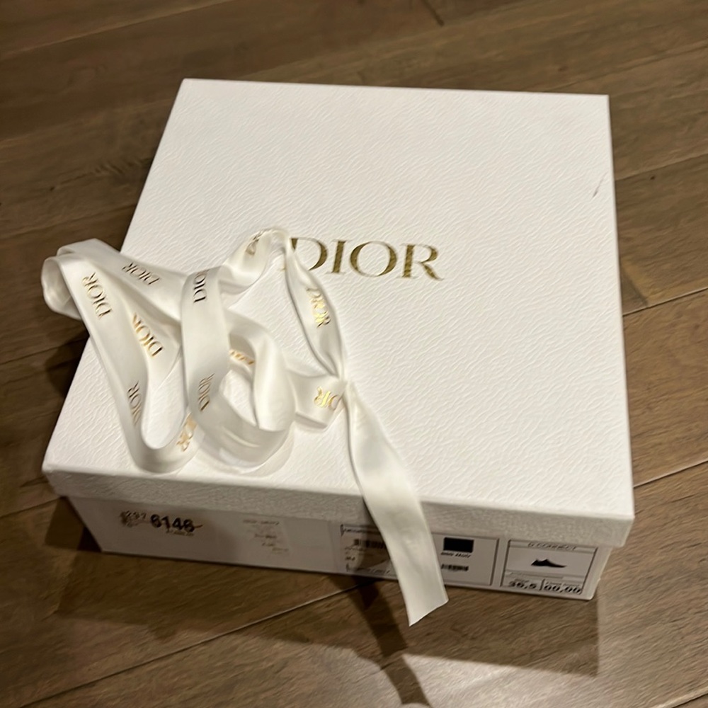 Dior empty gift box/ sneaker box